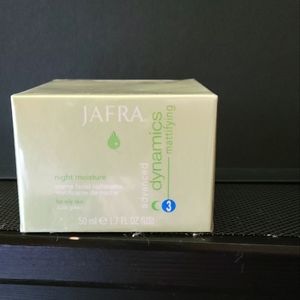 ✨💜2 for$50💜 ✨️NEW JAFRA products✨️NUEVOS Productos de JAFRA✨️